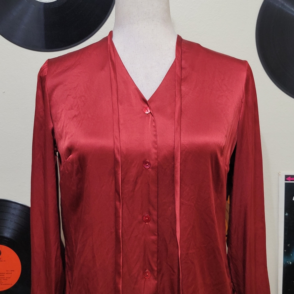 Jones Wear | Vintage Red Silk Blouse